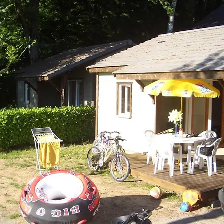 Beau-rivage Du Lac De Pareloup