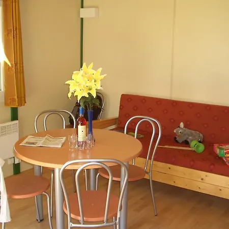 Vakantiepark Beau-rivage Du Lac De Pareloup *