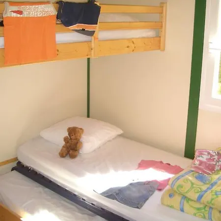 Beau-rivage Du Lac De Pareloup